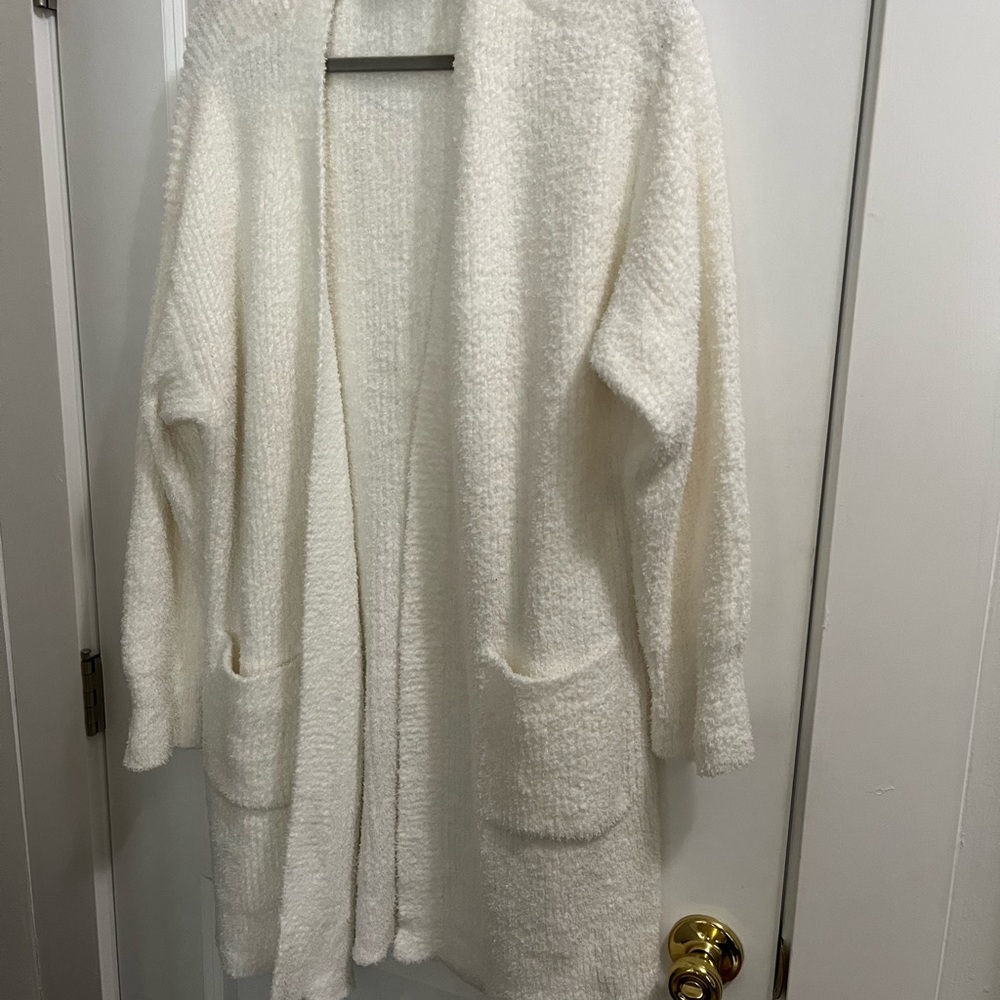 Elegant Cream Women's Cardigan